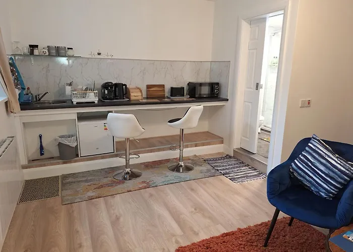 #4 At Keeles Georgian Townhouse Appartement *